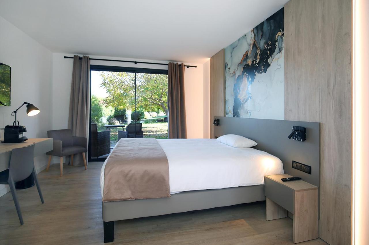 Logis Hôtel&Spa Déjeunez Sous L'Arbre Rousset  Exterior foto
