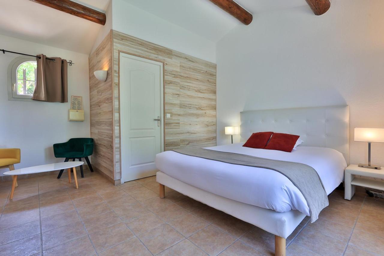 Logis Hôtel&Spa Déjeunez Sous L'Arbre Rousset  Exterior foto