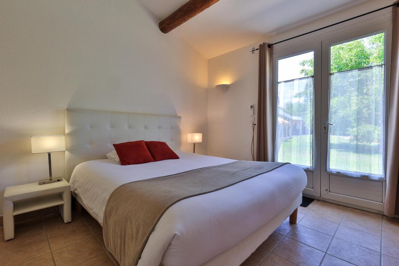 Logis Hôtel&Spa Déjeunez Sous L'Arbre Rousset  Exterior foto